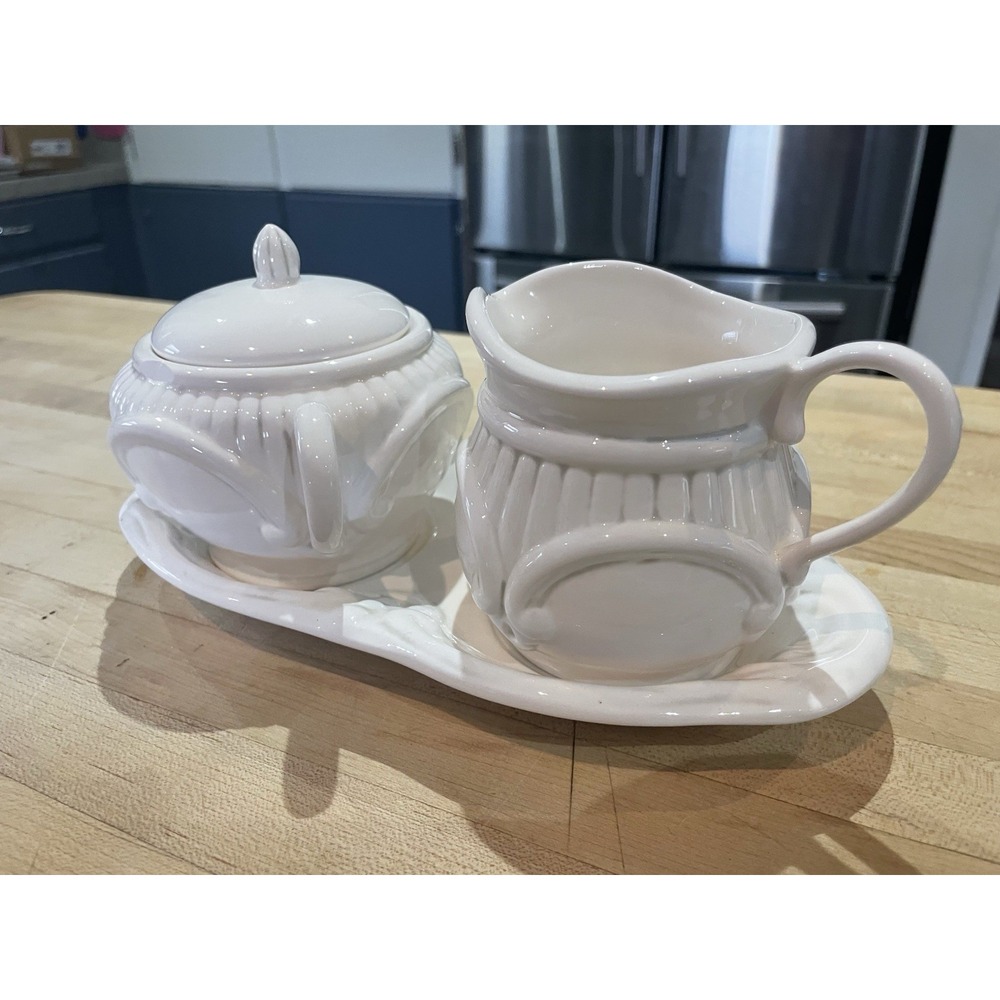 The Cellar Collection Sugar Creamer w/Under Plate Ceramic 2001 Low Number Chip